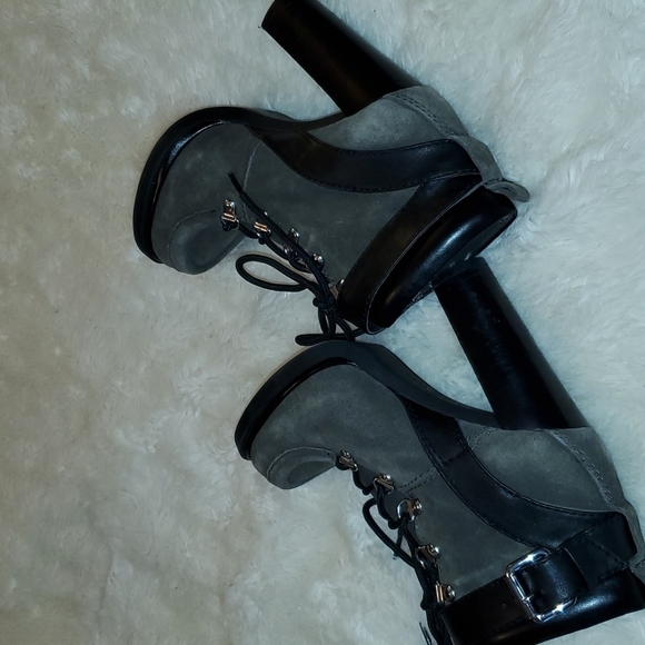 Ninewest‎ smokino platform boots - Picture 7 of 11